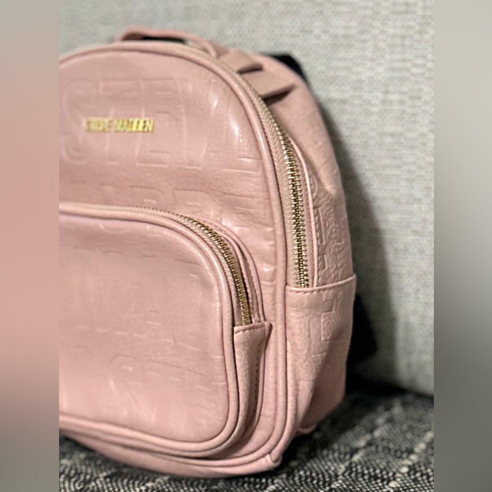 Steve Madden Blush Backpack - Picture 3 of 10